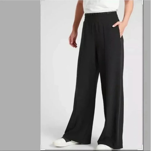 Athleta Metropolis Pant Wide Flare Leg Pull On Athletic Pants Black Plus Size 26 - Picture 1 of 6